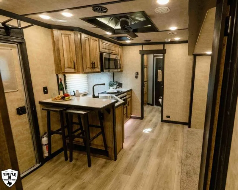 new Horse Trailers Lakota  for sale, in Willspoint, TX Thumbnail 37