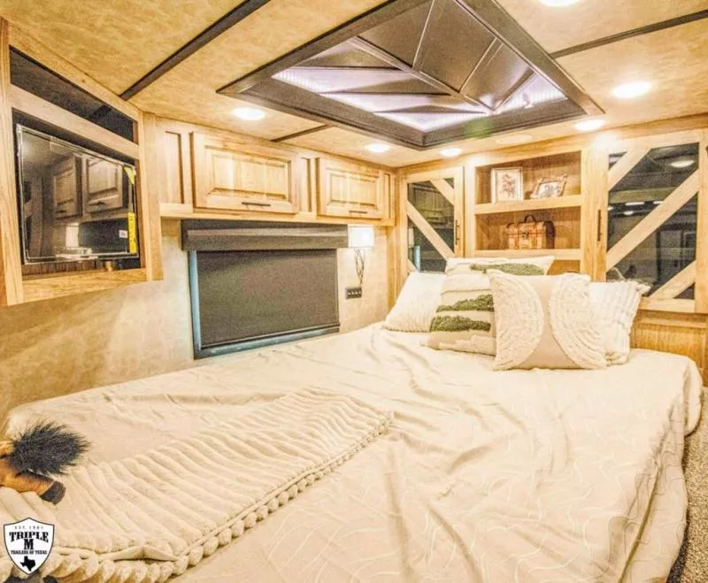 new Horse Trailers Lakota  for sale, in Willspoint, TX Thumbnail 11