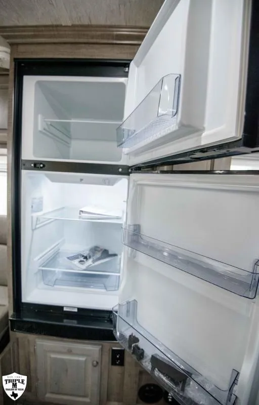 new Horse Trailers Sundowner Trailers  for sale, in Willspoint, TX Thumbnail 3