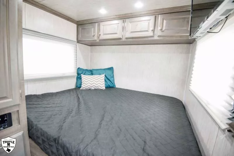 new Horse Trailers Sundowner Trailers  for sale, in Willspoint, TX Thumbnail 13