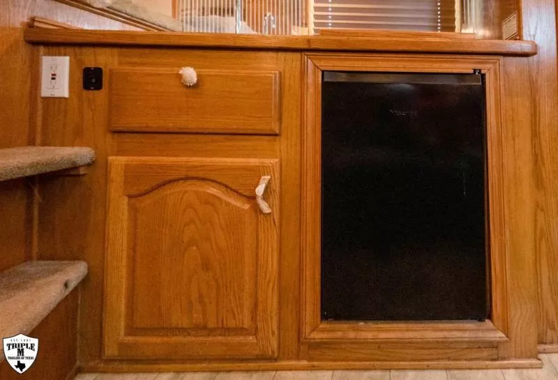 used Horse Trailers Elite Trailers  for sale, in Willspoint, TX Thumbnail 17