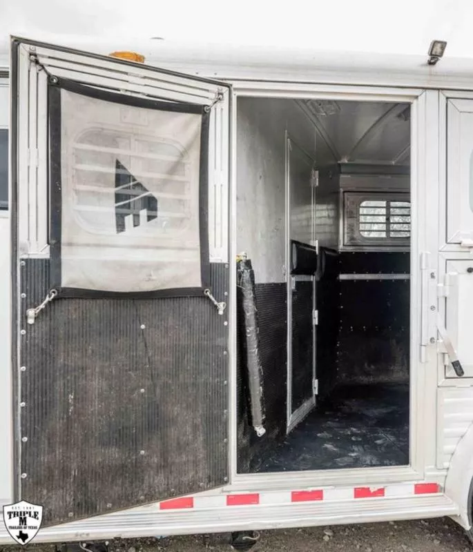 used Horse Trailers Elite Trailers  for sale, in Willspoint, TX Thumbnail 4