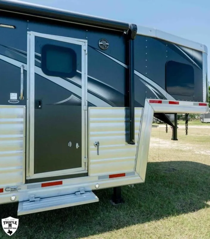 new Horse Trailers Lakota  for sale, in Willspoint, TX Thumbnail 16