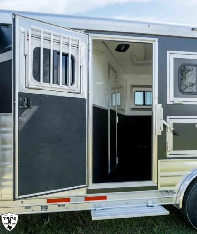 new Horse Trailers Lakota  for sale, in Willspoint, TX Thumbnail 5