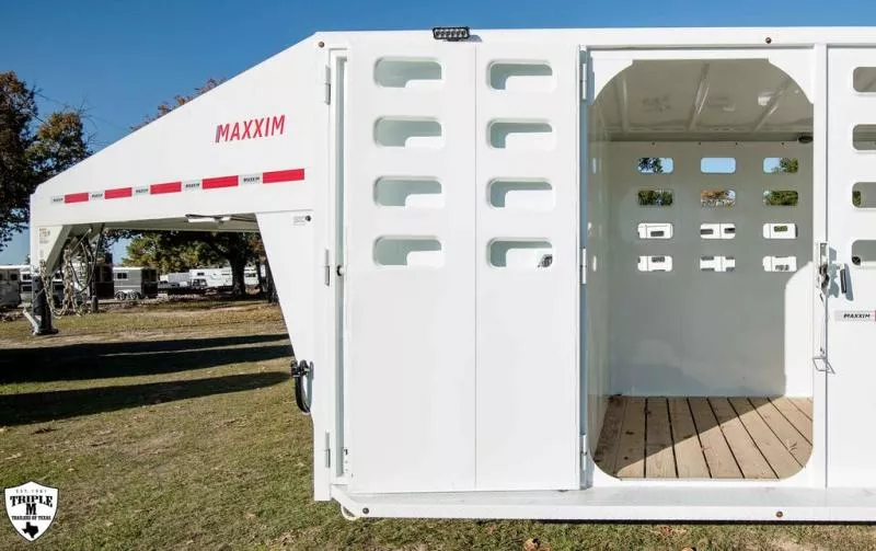 new Horse Trailers Maxxim Industries  for sale, in Willspoint, TX Thumbnail 2