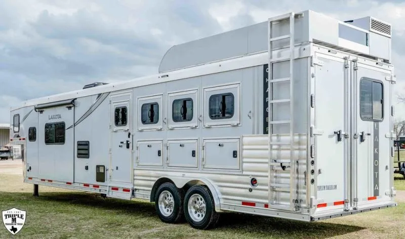 new Horse Trailers Lakota  for sale, in Willspoint, TX Thumbnail 5