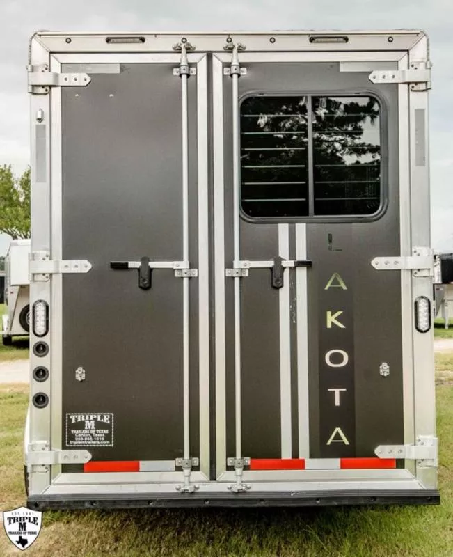new Horse Trailers Lakota  for sale, in Willspoint, TX Thumbnail 4