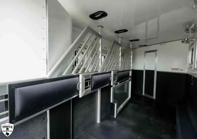 new Horse Trailers Lakota  for sale, in Willspoint, TX Thumbnail 9