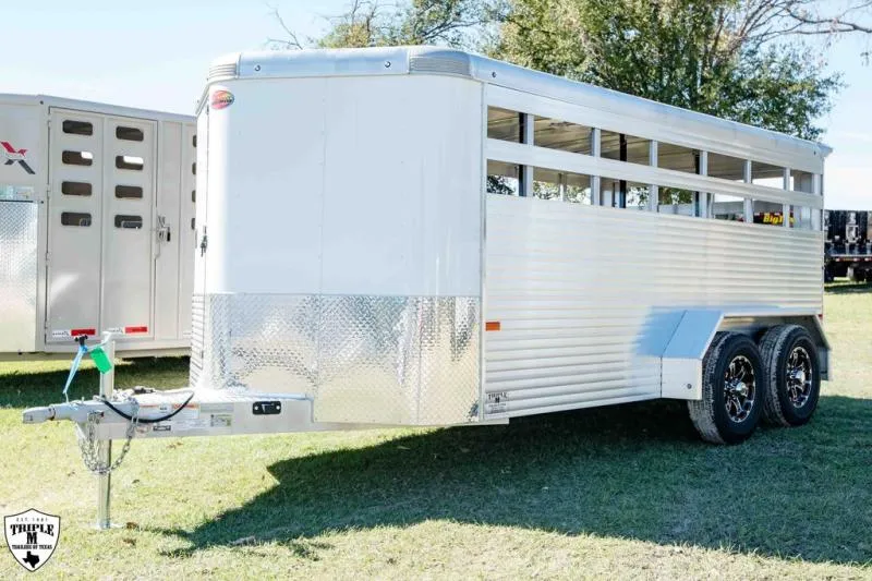 used Horse Trailers Sundowner Trailers  for sale, in Willspoint, TX Thumbnail 2