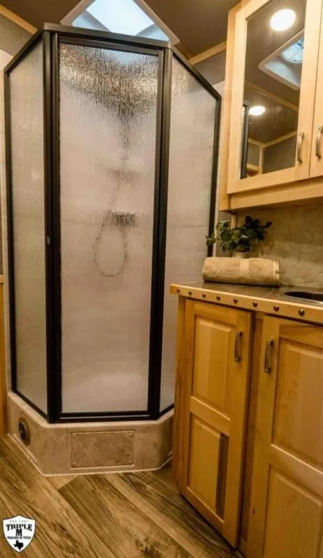 new Horse Trailers Lakota  for sale, in Willspoint, TX Thumbnail 34