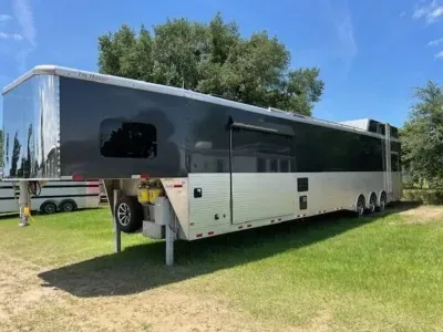 2021 Sundowner Trailers HORIZON 2386 SGM Horse Trailer