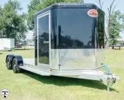 used Horse Trailers Sundowner Trailers  for sale, in Willspoint, TX Thumbnail 2