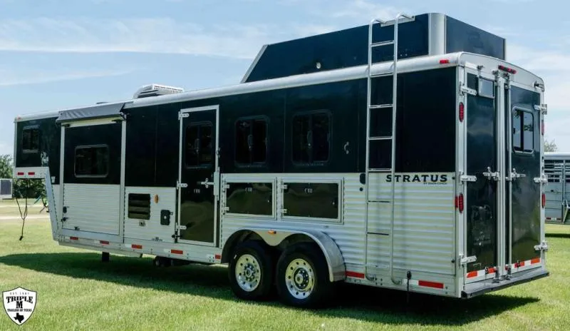 used Horse Trailers Bison Trailers  for sale, in Willspoint, TX Thumbnail 14