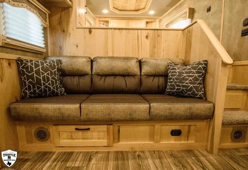 new Horse Trailers Lakota  for sale, in Willspoint, TX Thumbnail 30