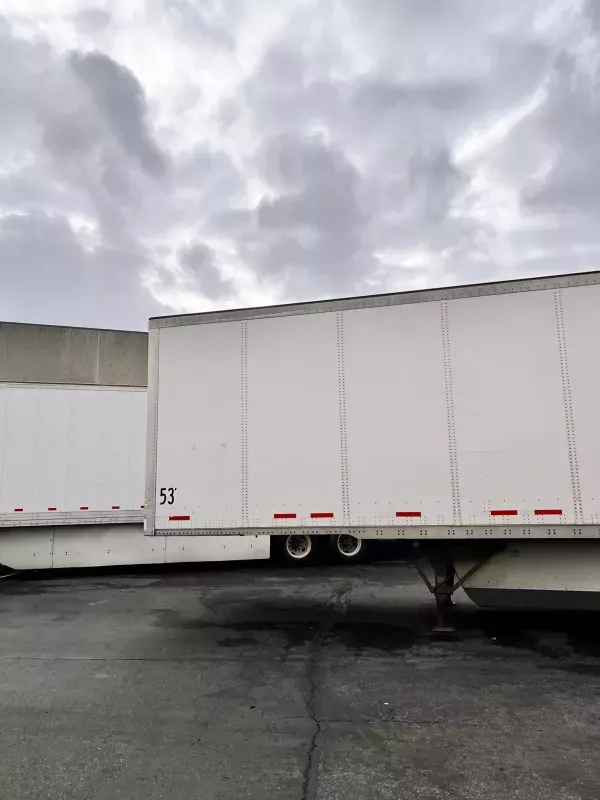 used Dry Van Semi Trailers Hyundai  for sale, in Pomona, CA Thumbnail 4