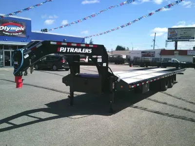 2027 PJ Trailers LY32 8.5X32 25K Voyager Series Low-Pro Equipment Deckover with Hydraulic Dovetail