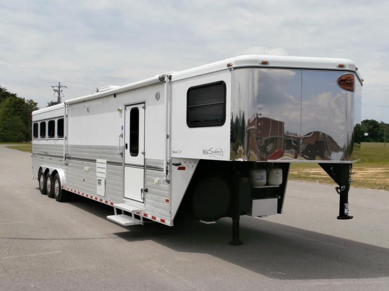 used Horse Trailers Sundowner Trailers  for sale, in Grimsley, TN Thumbnail 7