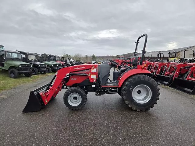 new Other Trailers Mahindra  for sale, in Chippewa Falls, WI Thumbnail 8