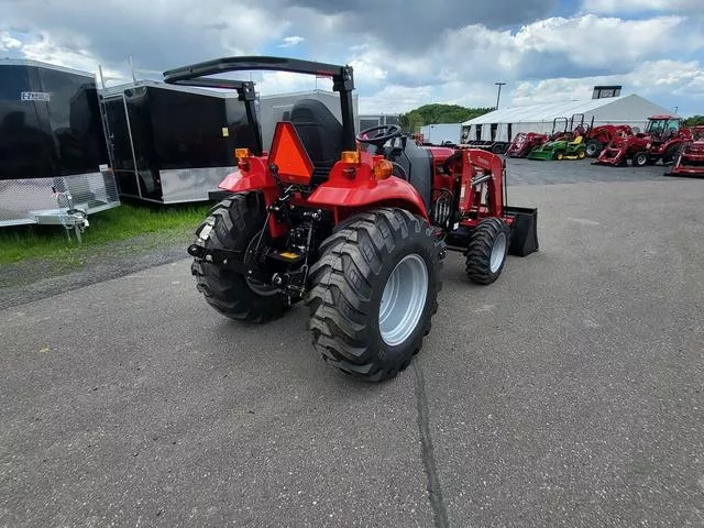 new Other Trailers Mahindra  for sale, in Chippewa Falls, WI Thumbnail 5