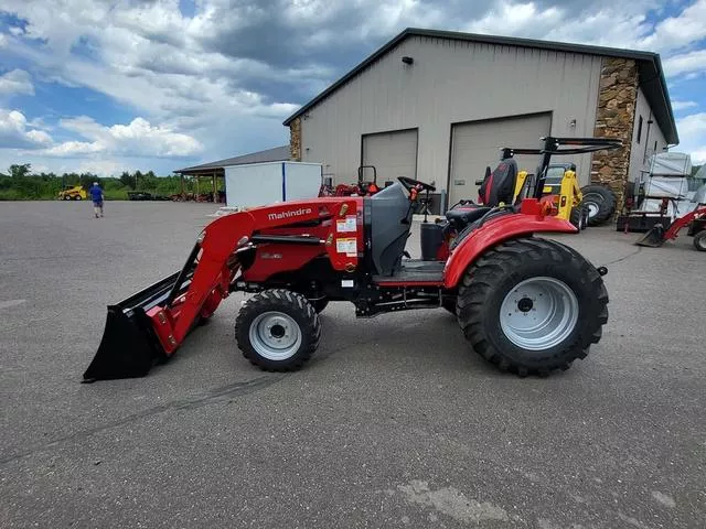 new Other Trailers Mahindra  for sale, in Chippewa Falls, WI Thumbnail 2