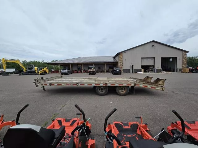 used Equipment / Flatbed Trailers Interstate  for sale, in Chippewa Falls, WI Thumbnail 6