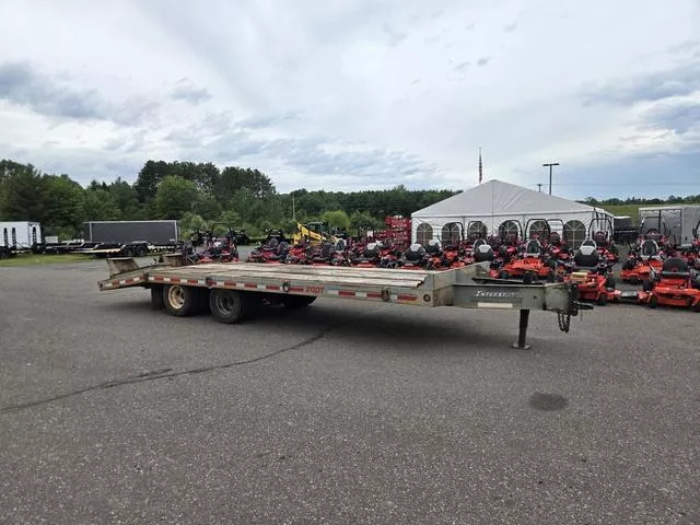 2007 Interstate 102" X 24' 25.8K Equipment Trailer 