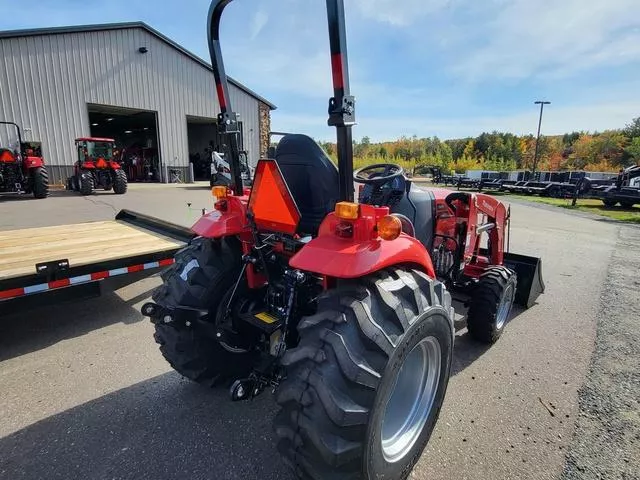 new Other Trailers Mahindra  for sale, in Chippewa Falls, WI Thumbnail 7