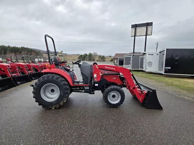 new Other Trailers Mahindra  for sale, in Chippewa Falls, WI Thumbnail 4