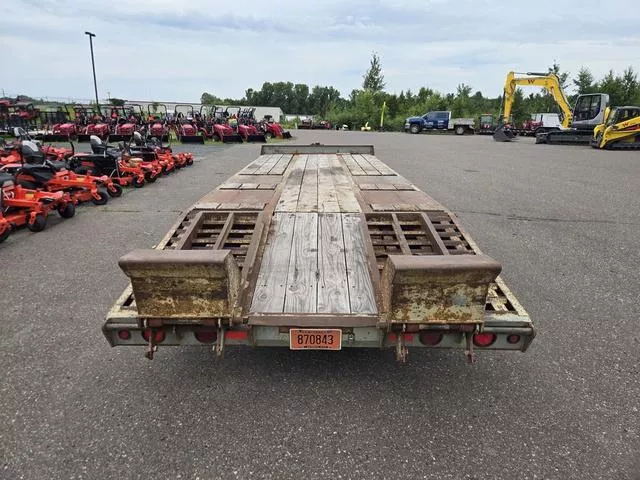 used Equipment / Flatbed Trailers Interstate  for sale, in Chippewa Falls, WI Thumbnail 4