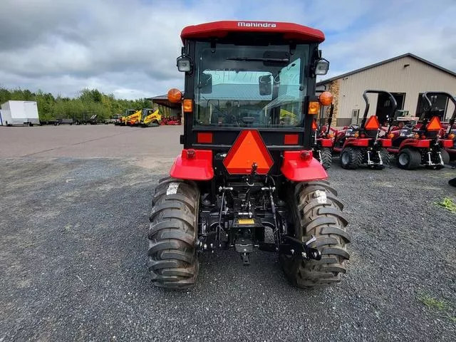 new Other Trailers Mahindra  for sale, in Chippewa Falls, WI Thumbnail 4
