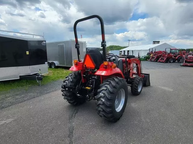 new Other Trailers Mahindra  for sale, in Chippewa Falls, WI Thumbnail 5