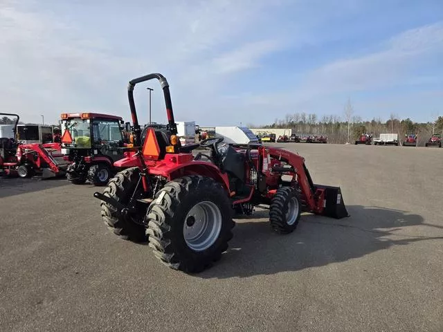 new Other Trailers Mahindra  for sale, in Chippewa Falls, WI Thumbnail 3