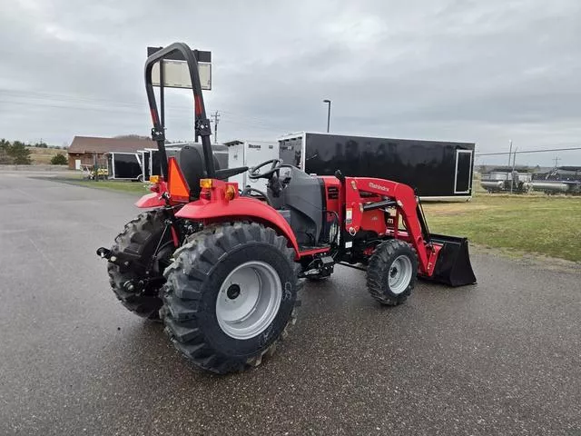 new Other Trailers Mahindra  for sale, in Chippewa Falls, WI Thumbnail 5