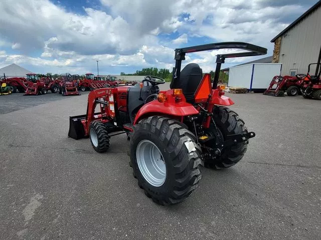 new Other Trailers Mahindra  for sale, in Chippewa Falls, WI Thumbnail 3