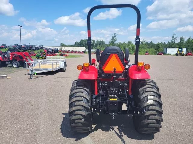 new Other Trailers Mahindra  for sale, in Chippewa Falls, WI Thumbnail 4