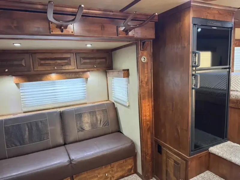 used Horse Trailers Logan Coach Trailers  for sale, in Marsing, ID Thumbnail 6