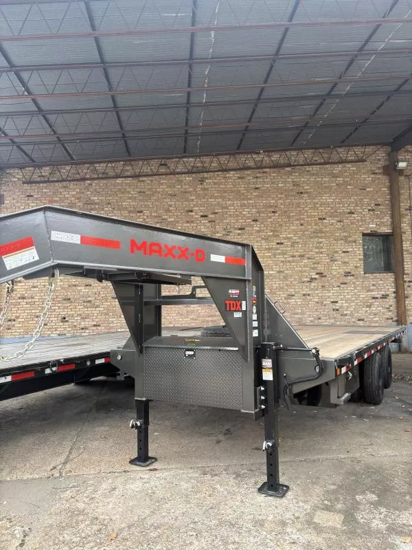 TDX 26' full tilt 25.9k flatbed equipment trailer