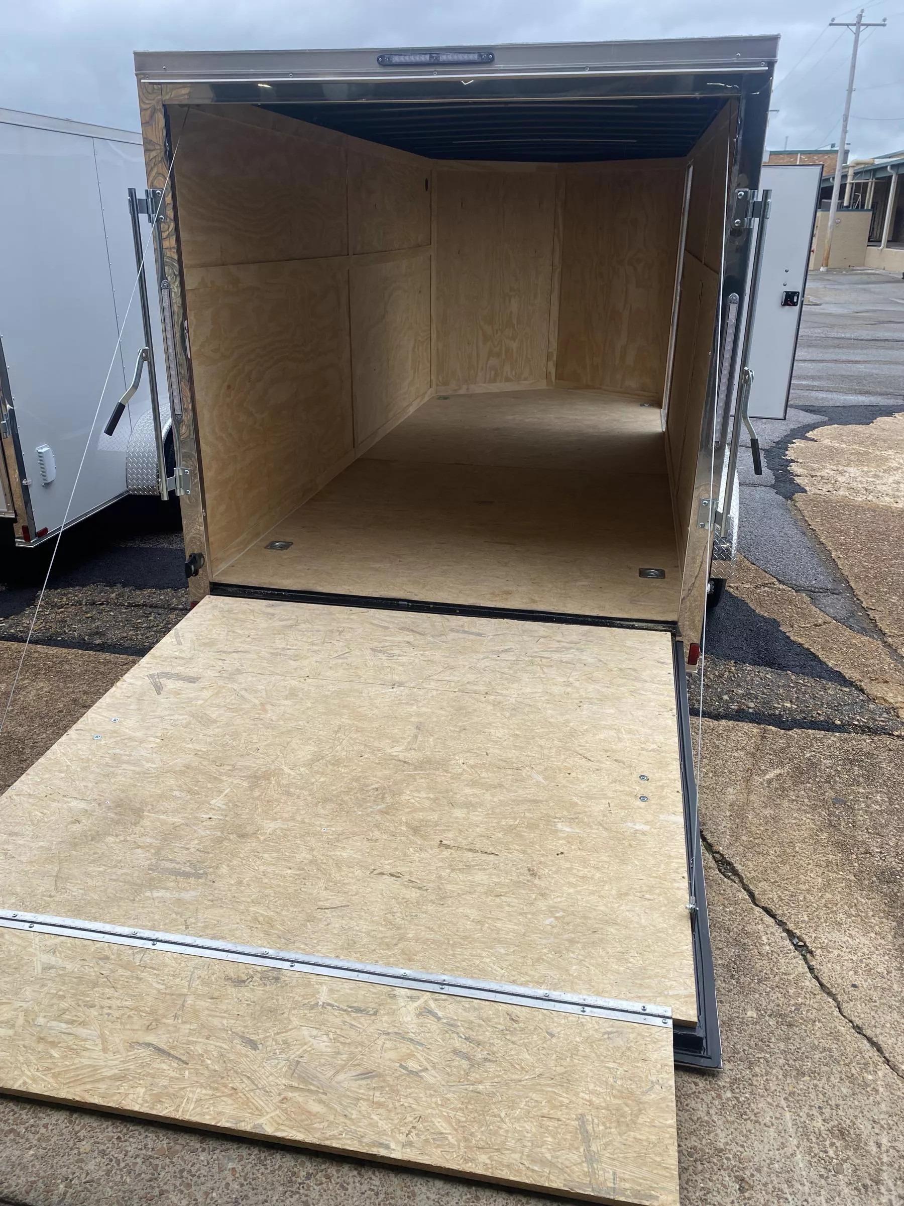 new Cargo (Enclosed) Trailers Spartan Cargo  for sale, in Memphis, TN Thumbnail 6