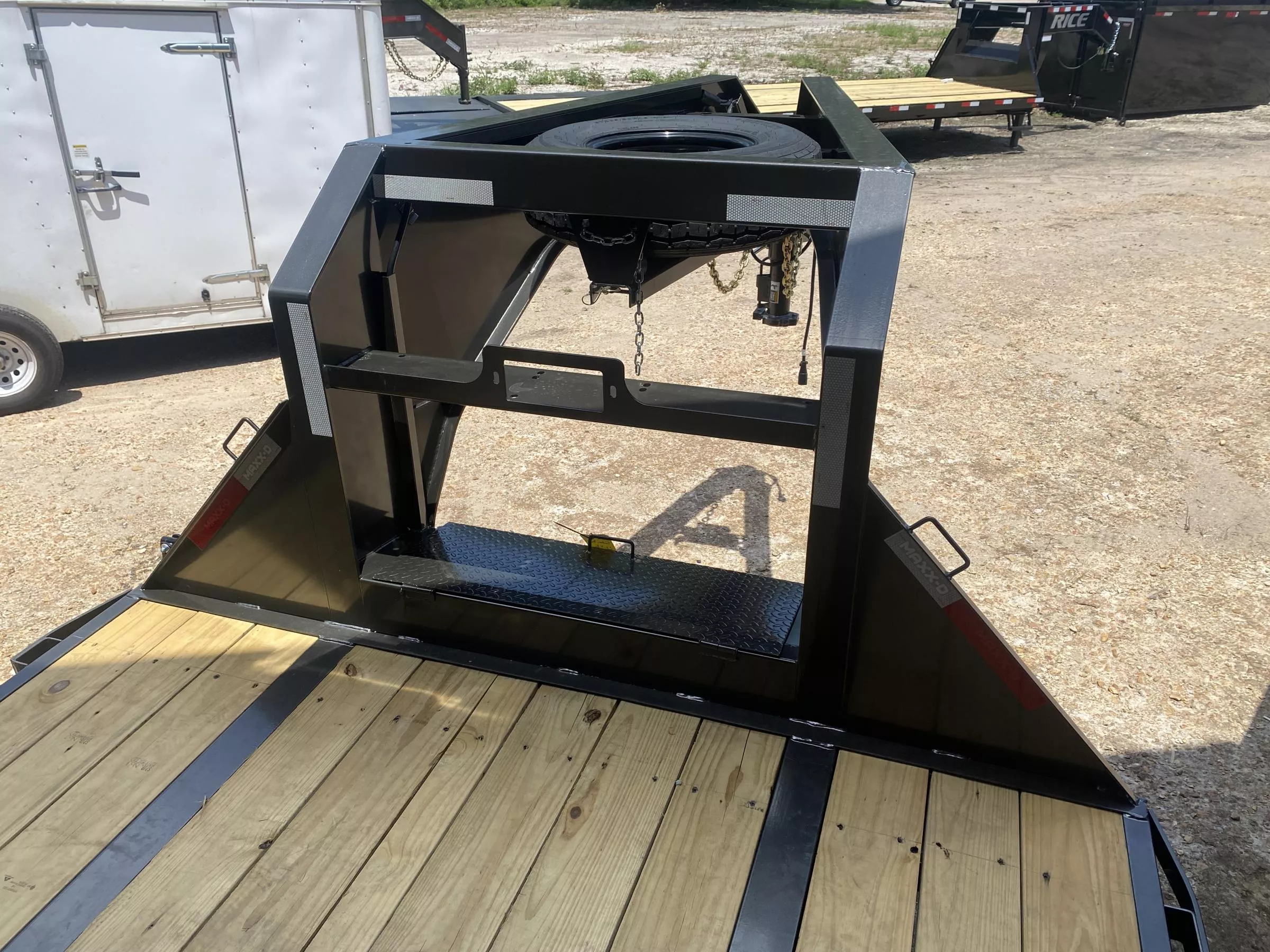 new Equipment / Flatbed Trailers MAXX-D  for sale, in Memphis, TN Thumbnail 9