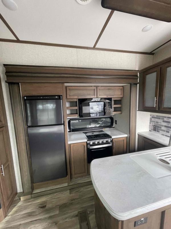 2020 Keystone RV 353SRX Cougar Toy Hauler RV for Sale in Mayfield, KY