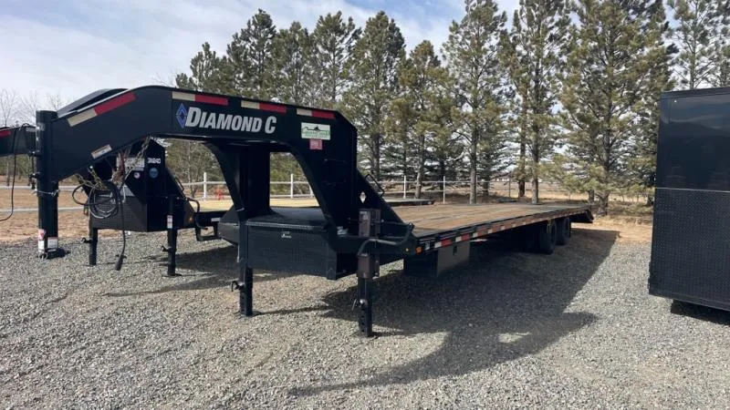 2022 Diamond C Trailer MFG. FMAX212 35+5X102