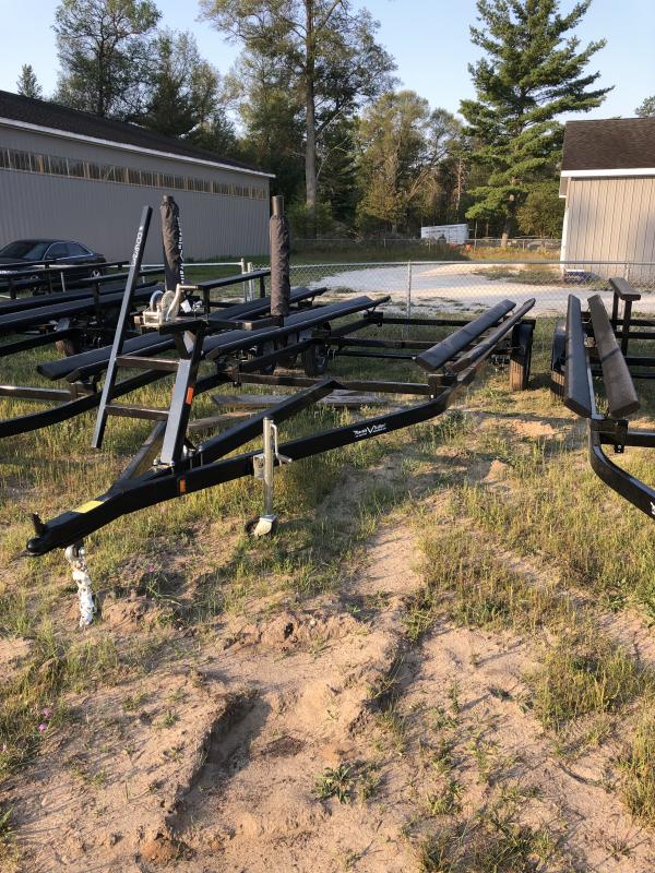 2023 Phoenix Trailers 22 float on Boat Trailer USA Trailers
