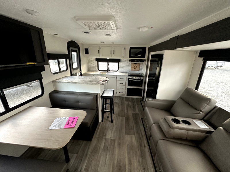 new Travel Trailers Venture Stratus for sale, in Paducah, KY Thumbnail 9