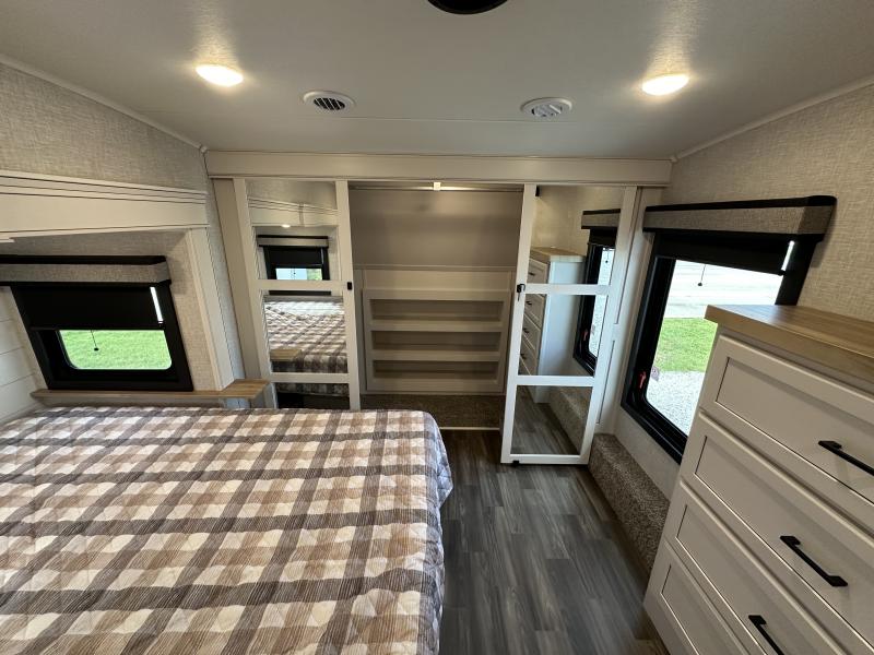 new Fifth Wheel Trailers Jayco Eagle for sale, in Mayfield, KY Thumbnail 5