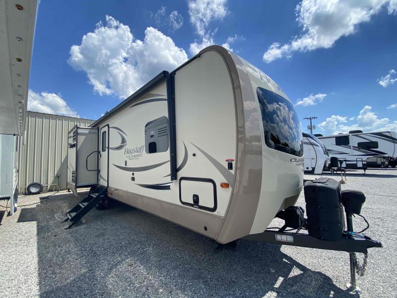 2018 Forest River Flagstaff 832 BHIKWS Travel Trailer Youngblood's RV