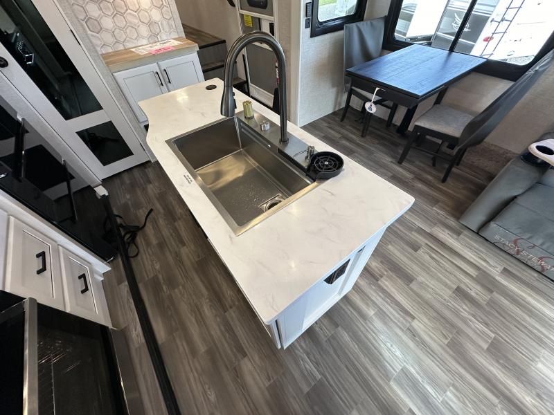 new Fifth Wheel Trailers Jayco Eagle for sale, in Mayfield, KY Thumbnail 17