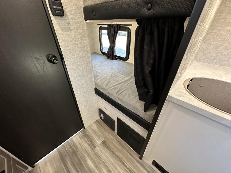 new Travel Trailers Jayco Jay Feather Air for sale, in Mayfield, KY Thumbnail 8