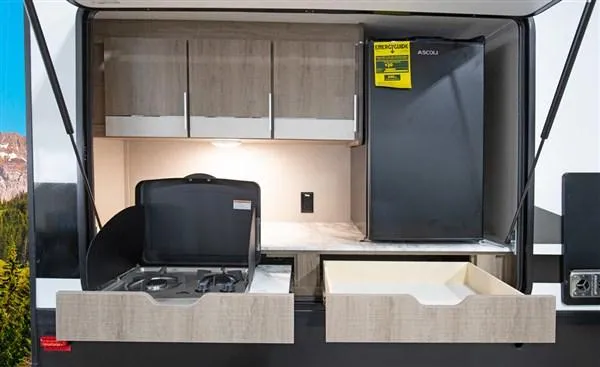 used Travel Trailers Grand Design RV Imagine for sale, in Mayfield, KY Thumbnail 10