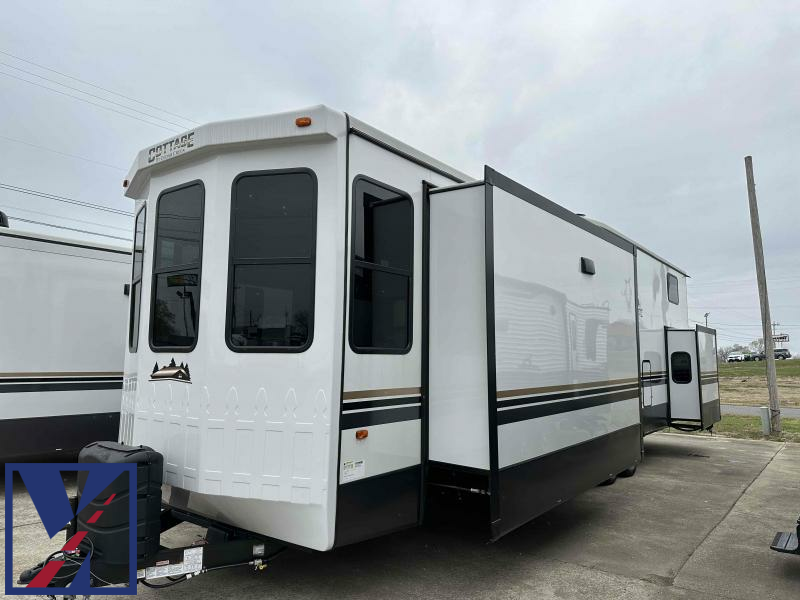 2023 Forest River Cedar Creek Cottage 40 CDL Destination Trailer