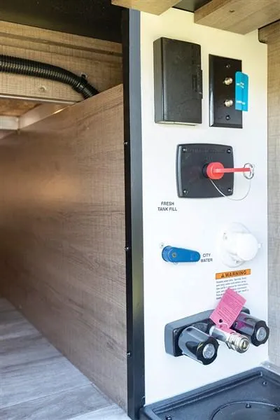 used Travel Trailers Grand Design RV Imagine for sale, in Mayfield, KY Thumbnail 18